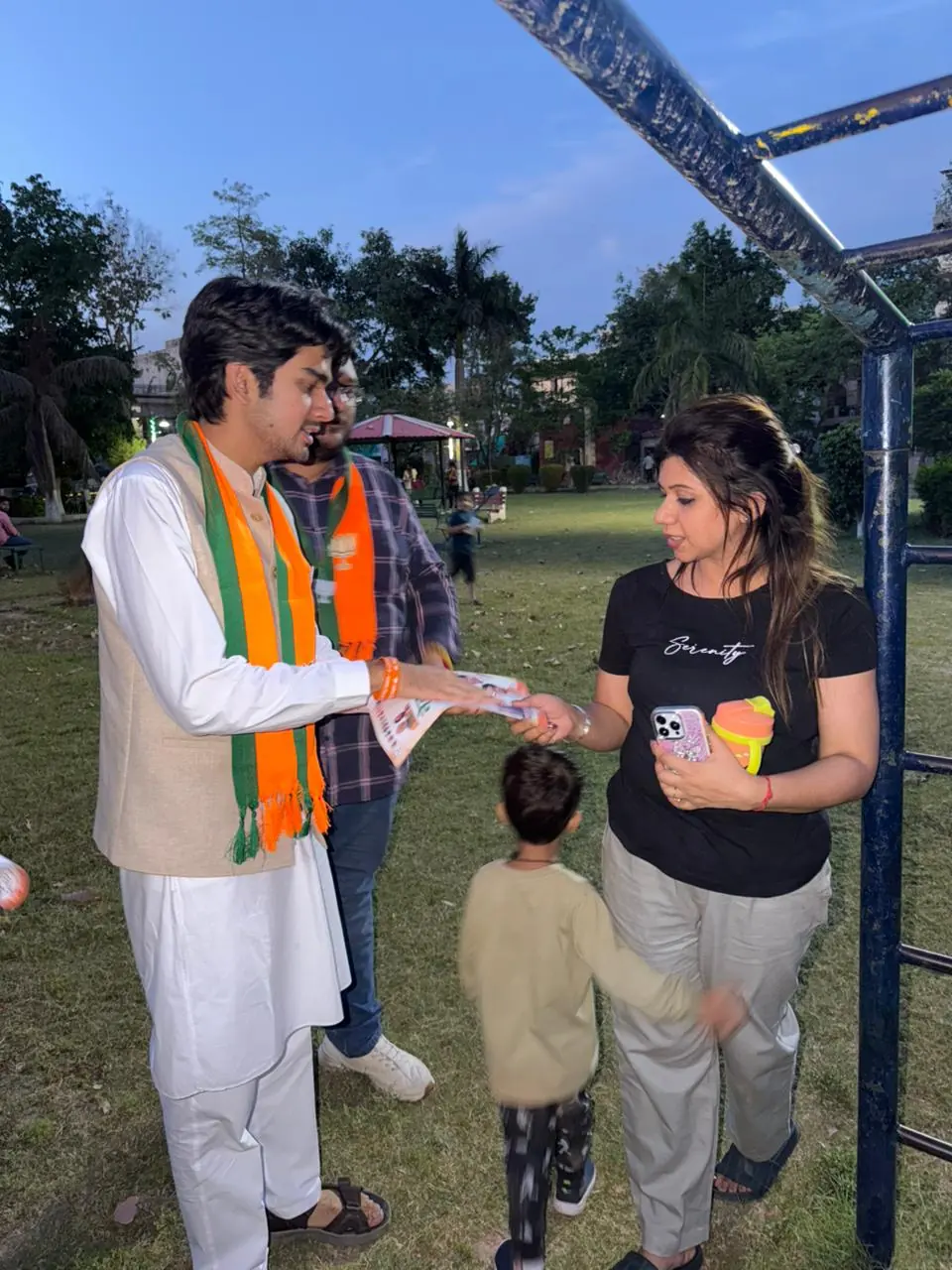 Parth Gupta Meets Ward 6 Residents in Panchkula, Promises Priority Action — photo 2