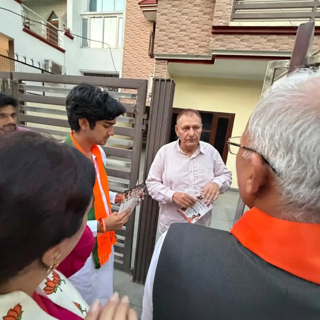 Parth Gupta Takes His Campaign Door to Door in Ward 6, Panchkula — photo 6