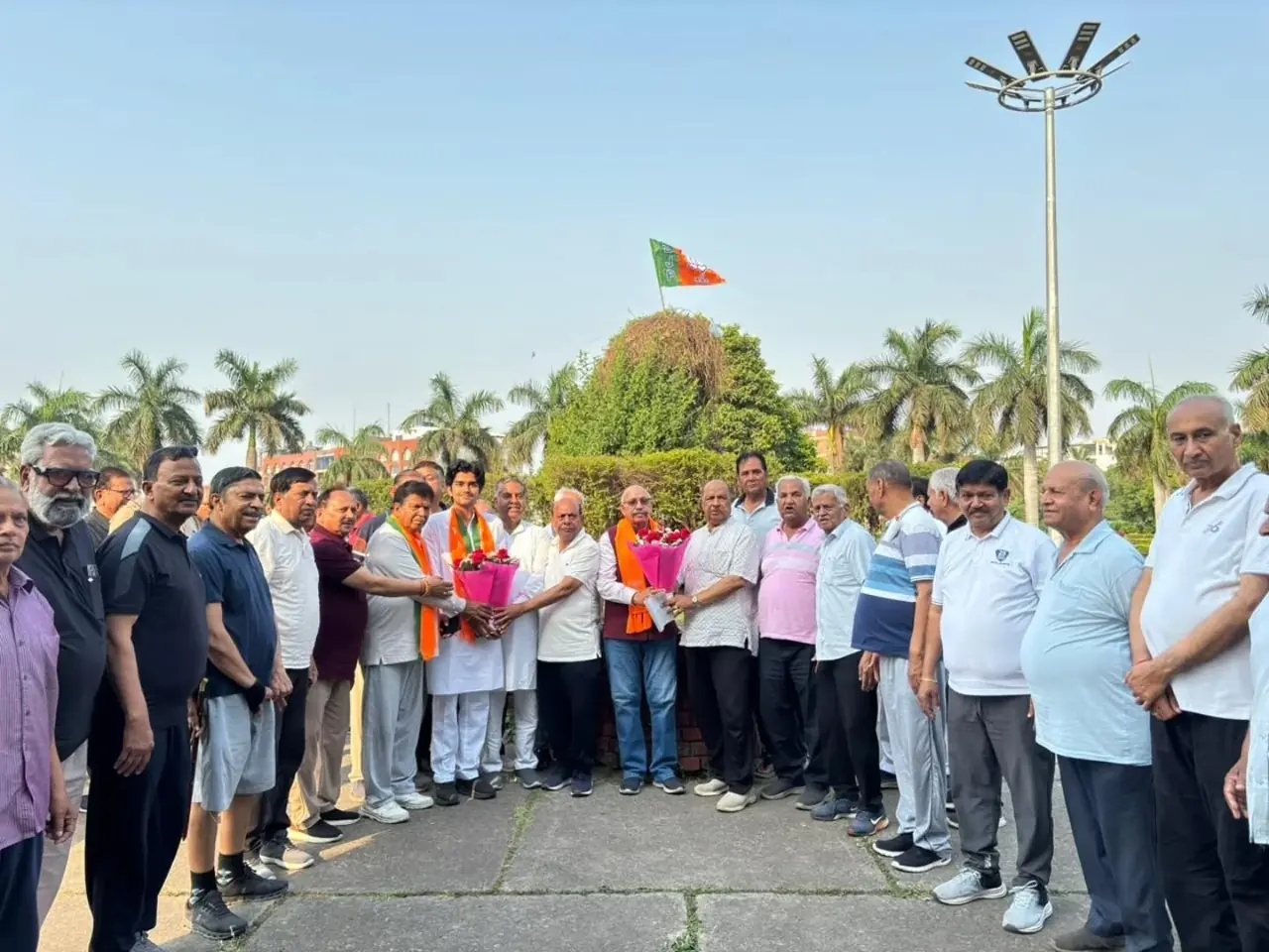 Parth Gupta Connects With Ward 6 Families Under Jan Aashirwad Abhiyan in Panchkula — photo 6