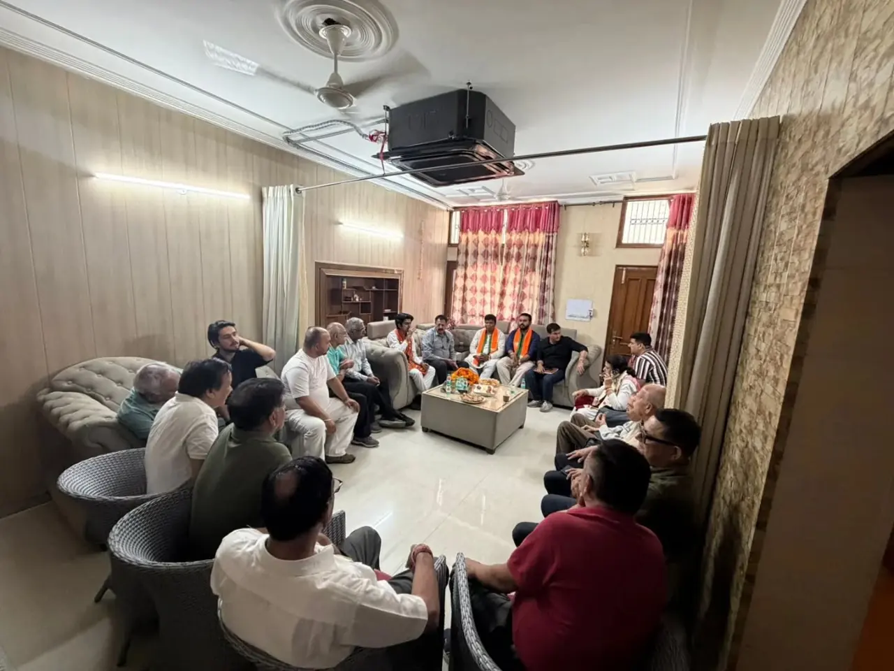Parth Gupta Holds Baithak and Jan Sampark Drive in Ward 6, Panchkula — photo 2