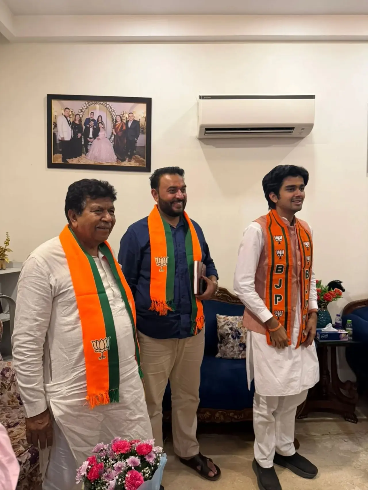 Parth Gupta Holds Baithak and Jan Sampark Drive in Ward 6, Panchkula — photo 3