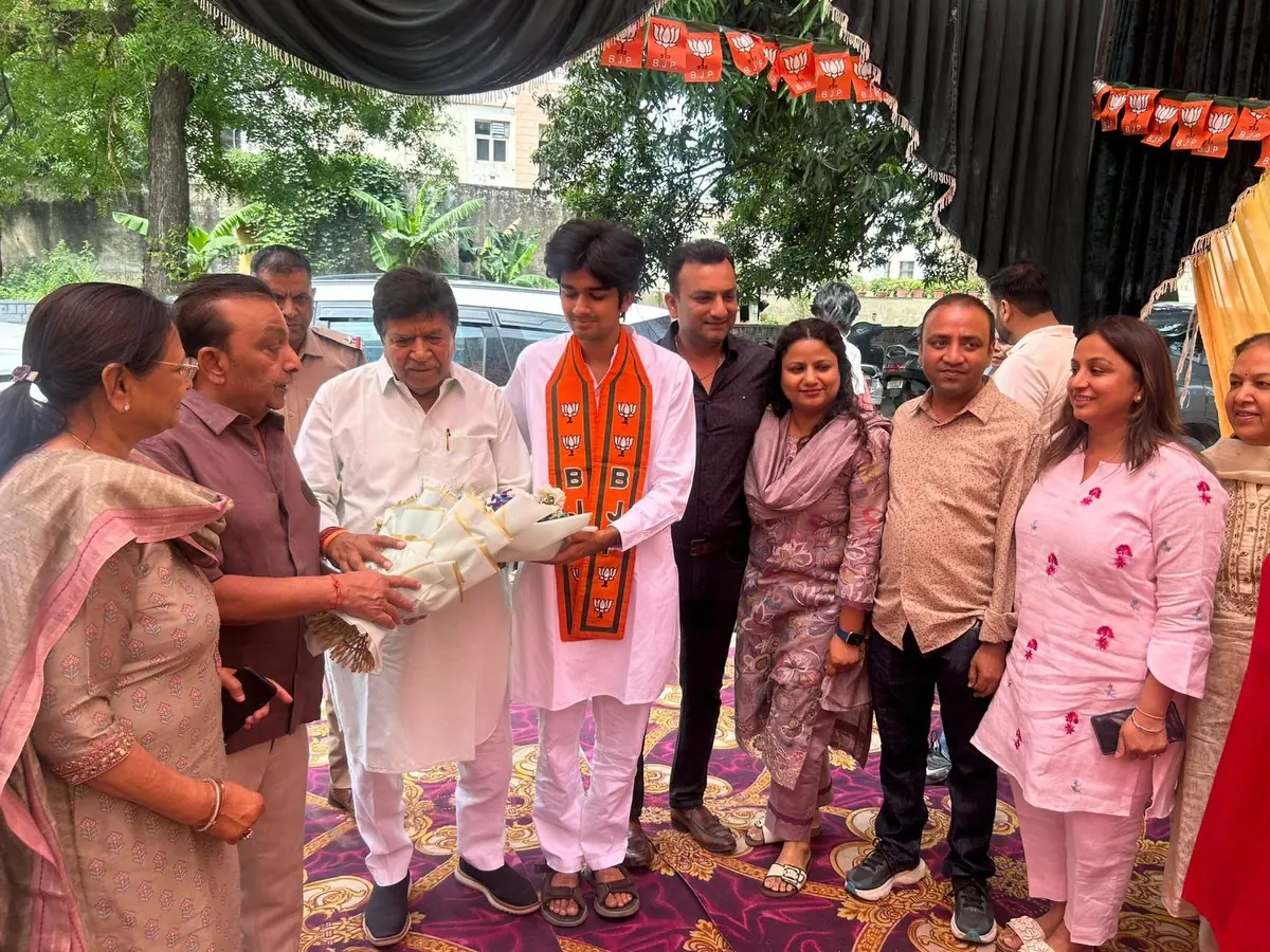 Parth Gupta Joins Ward 6 Residents for a 'Chai Par Charcha' in Panchkula — photo 3