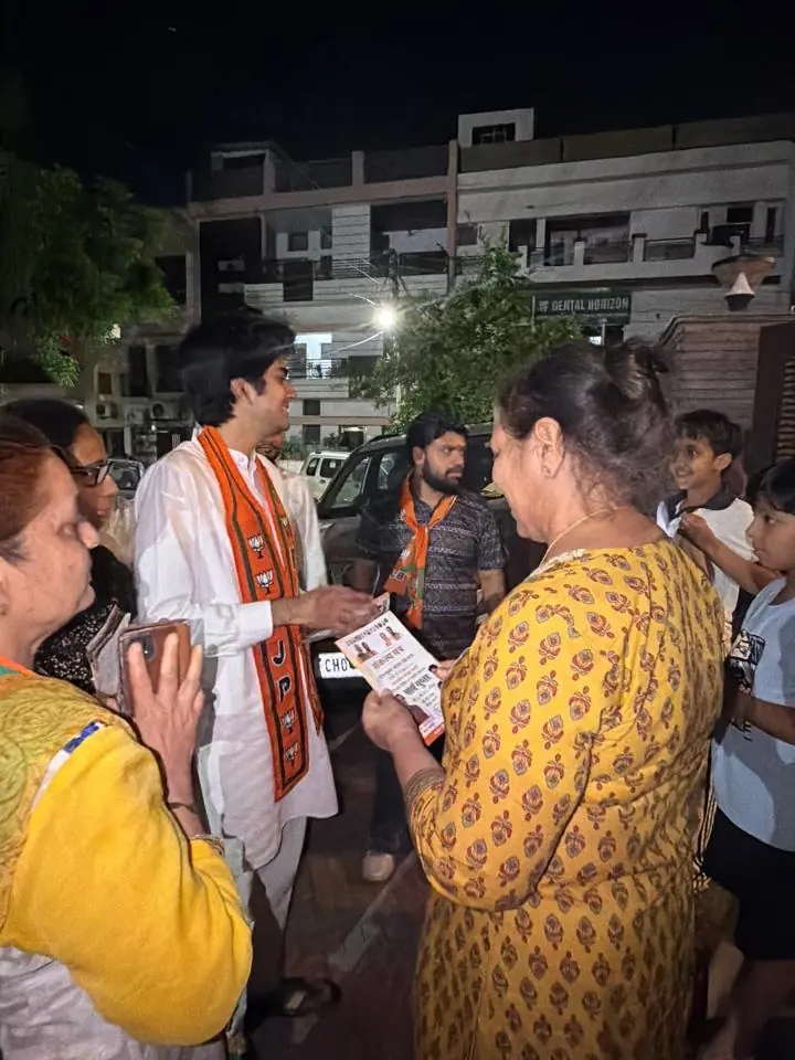 Parth Gupta Takes Jan Sampark Door-to-Door in Ward 6, Panchkula — photo 5