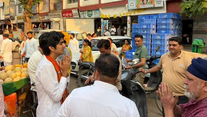 Parth Gupta's Door-to-Door Outreach Draws Warm Support Across Ward 6, Panchkula — photo 4