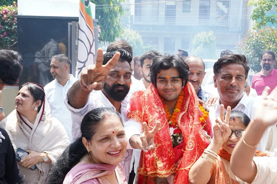 Parth Gupta Seeks Residents' Blessings After Ward 6 Win in Panchkula — photo 3