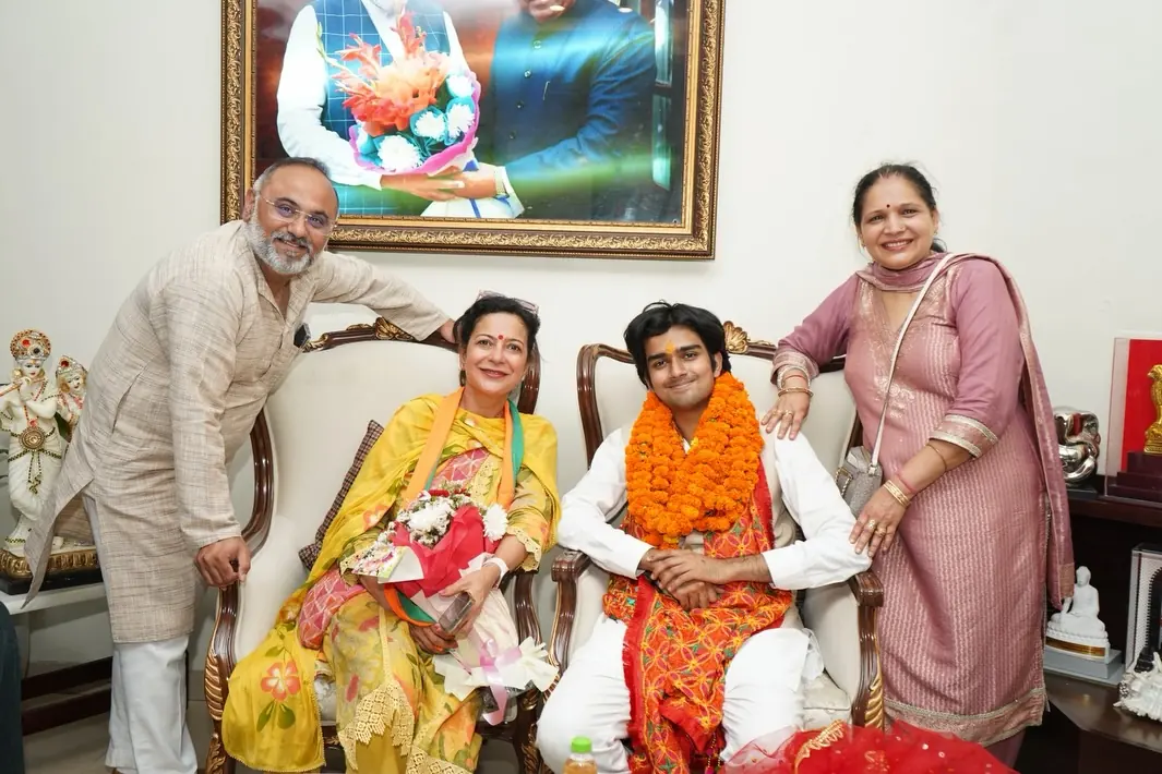 Parth Gupta Seeks Residents' Blessings After Ward 6 Win in Panchkula — photo 8