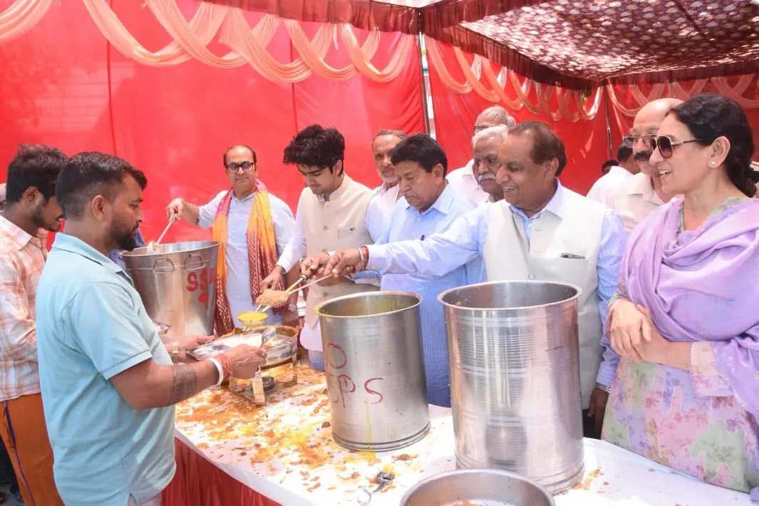 Councillor Parth Gupta Hosts a Ward 6 Langar in Panchkula After His Oath-Taking — photo 2