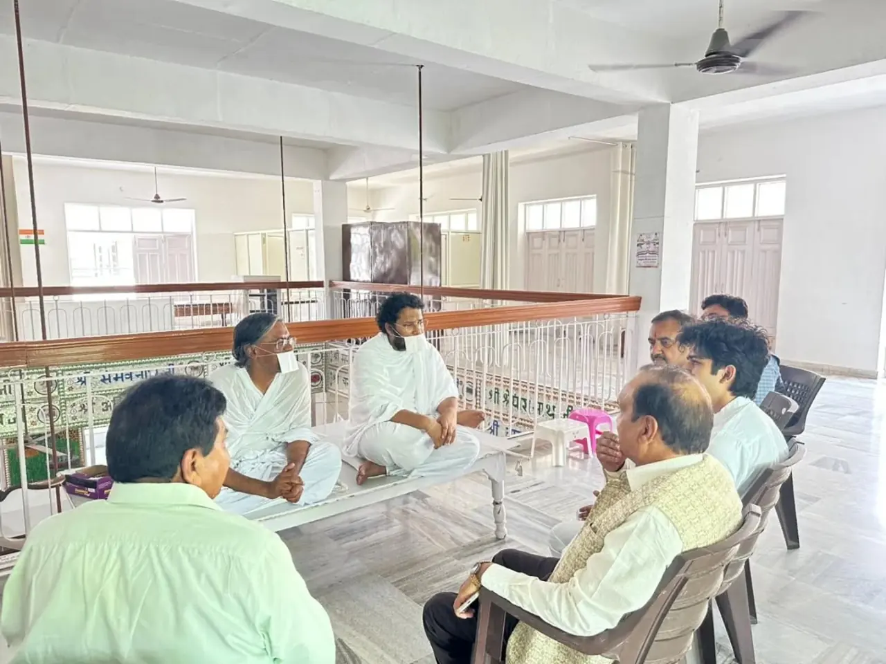 Parth Gupta Seeks Elders' Blessings at Sector 17 Jain Bhawan, Panchkula — photo 5