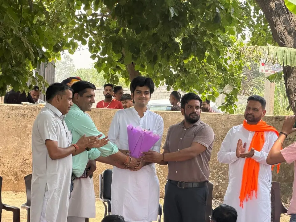 Councillor Parth Gupta Performs Chabeel Seva and Plants Saplings in Ward 6, Panchkula